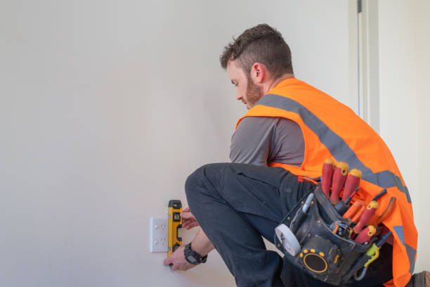Best Affordable Emergency Electrician  in Fort Calhoun, NE